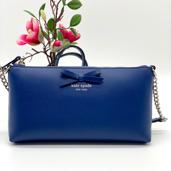 kate spade Handbags - Kate Spade Crossbody Bag